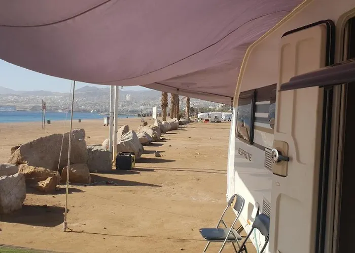 New English Luxury Caravan On The Sea