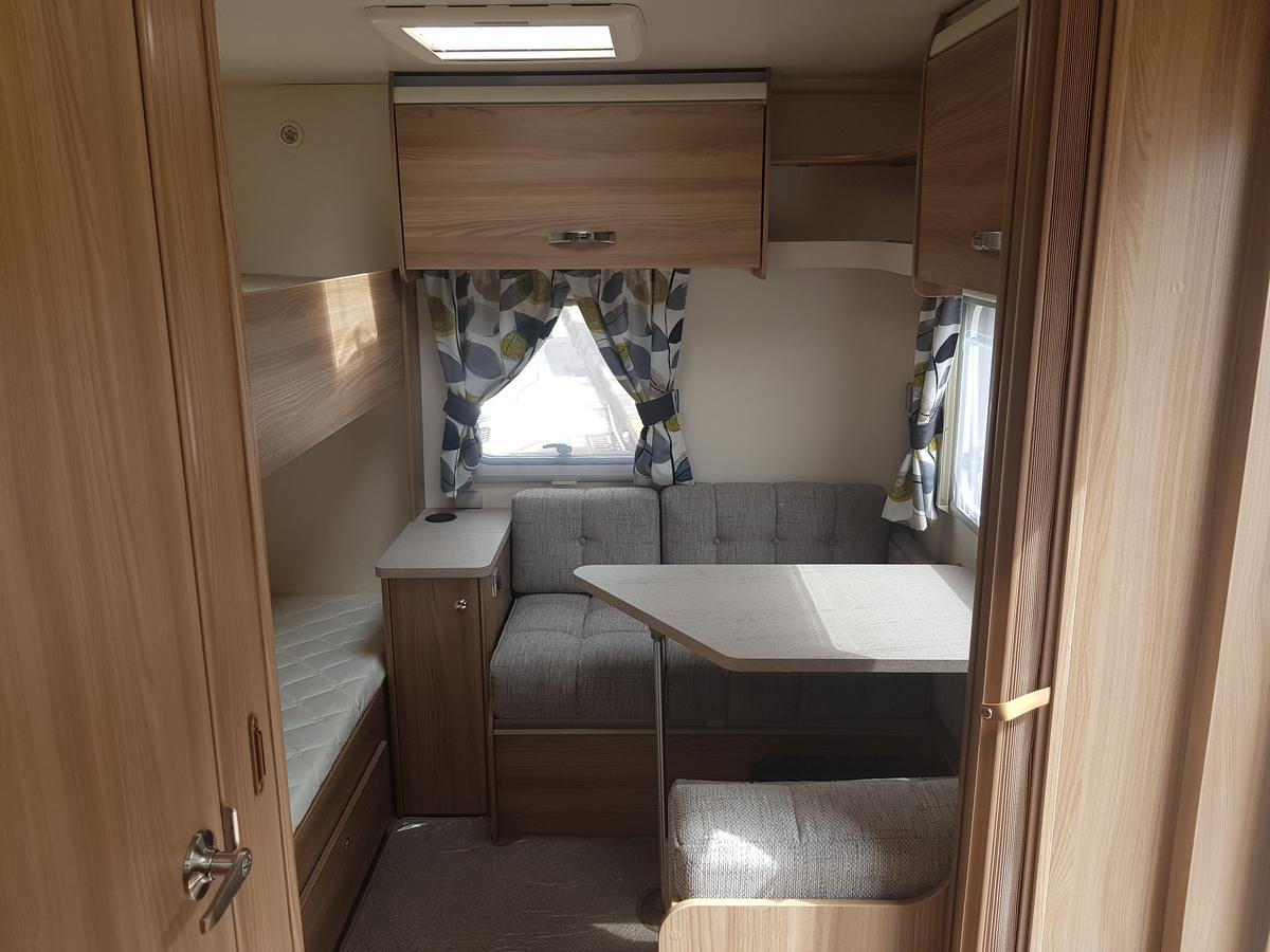 New English Luxury Caravan On The Sea * Eilat
