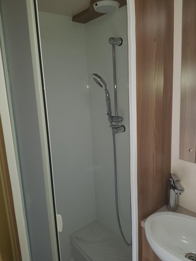 Camping New English Luxury Caravan On The Sea *