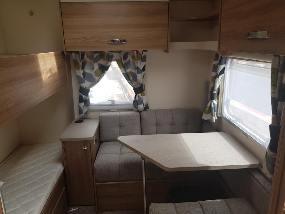 New English Luxury Caravan On The Sea * Eilat