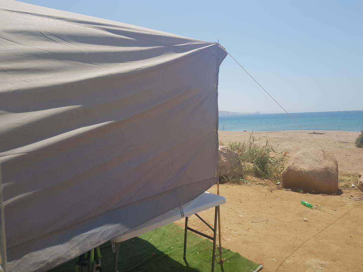 New English Luxury Caravan On The Sea