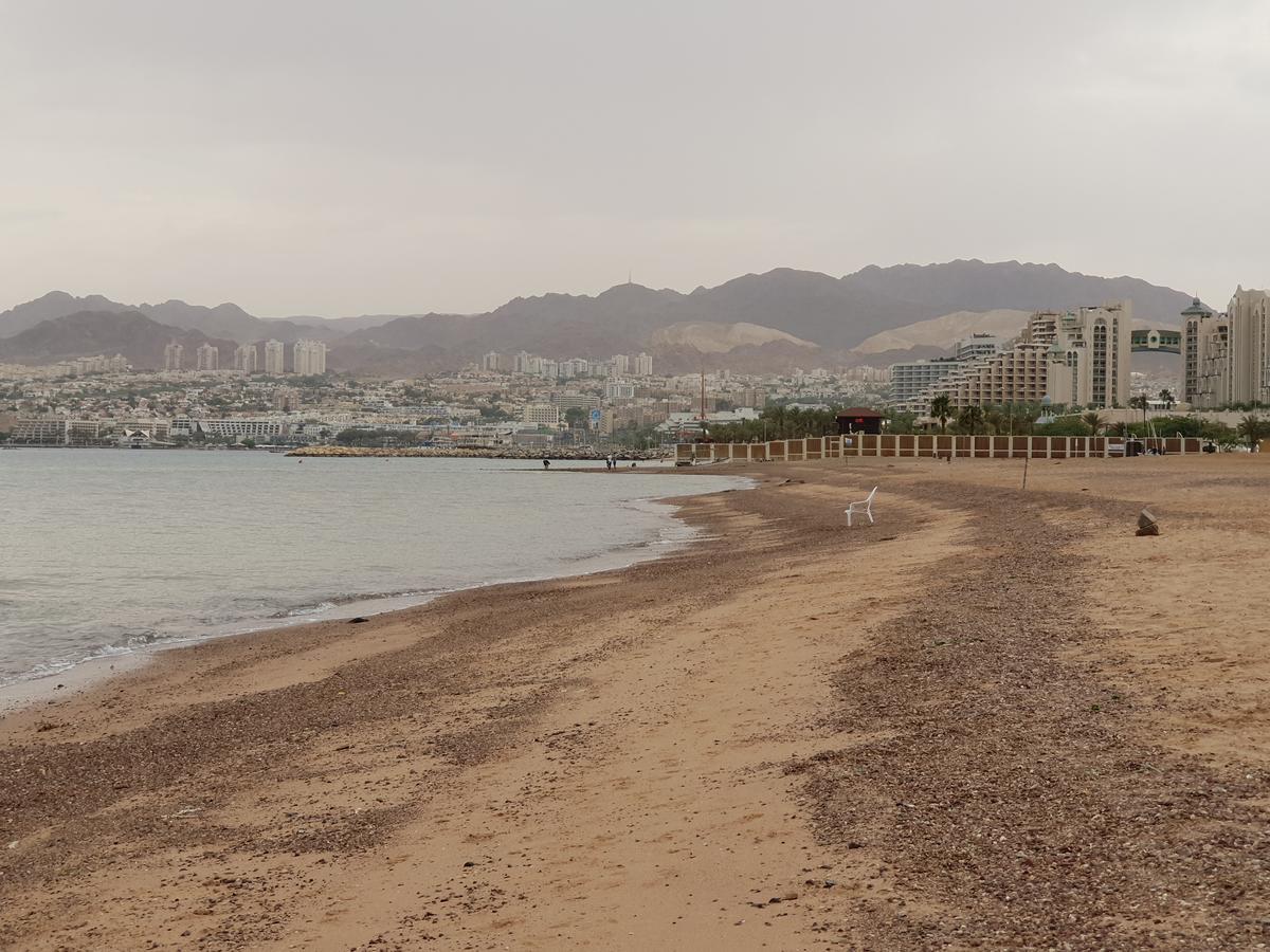 New English Luxury Caravan On The Sea Eilat